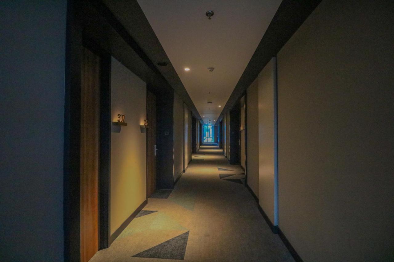 Prime Park Hotel & Convention Lombok Mataram Exterior photo